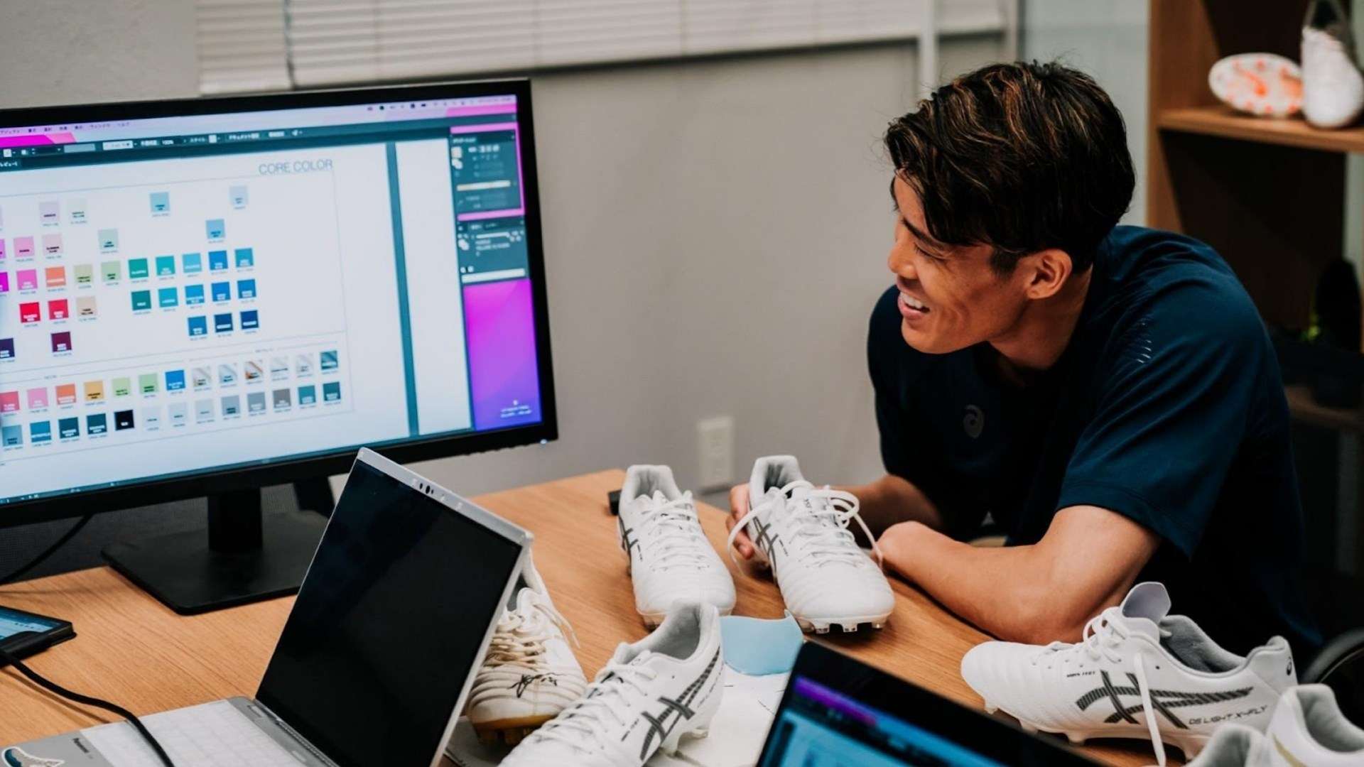 他在边路的 他在边路的